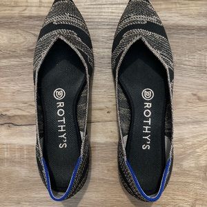 Rothy’s “The Point” size 7